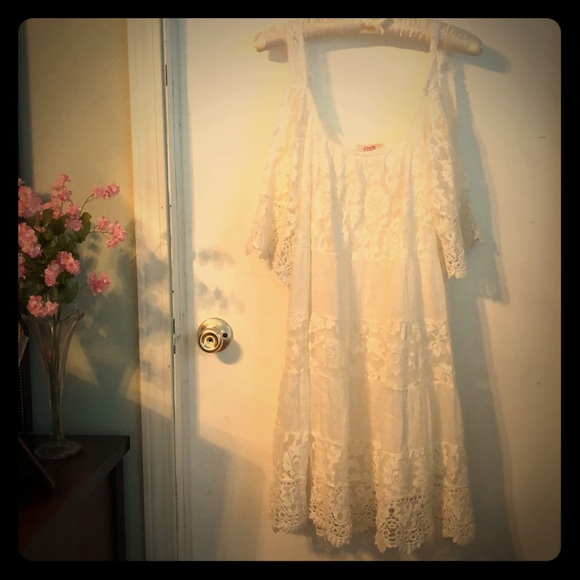 scandal Dresses & Skirts - Scandal Italian lace dress